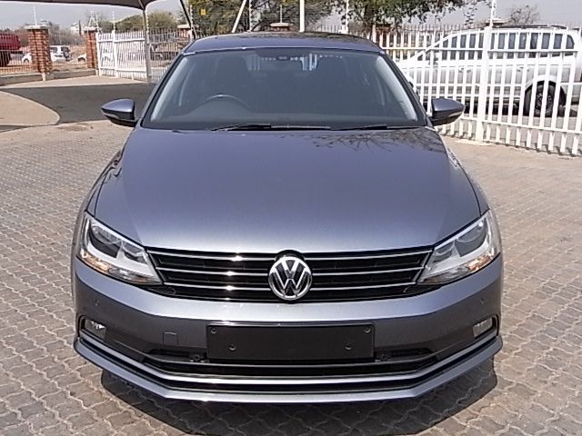 Volkswagen jetta 7 комплектации