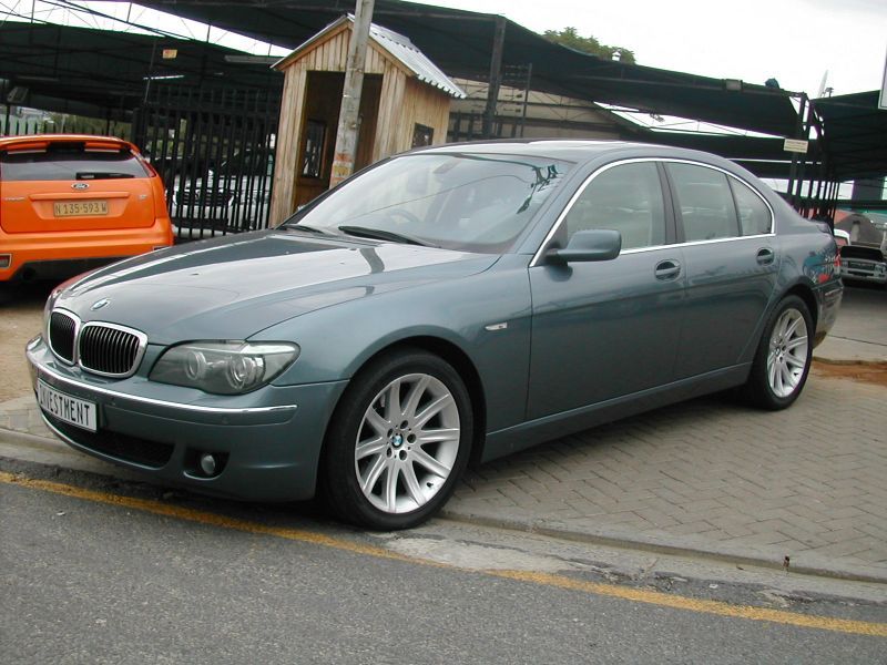 Bmw 750 2005