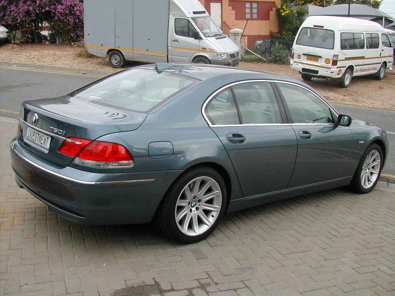 Bmw 750 2005