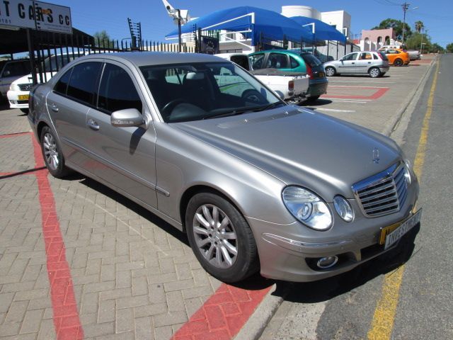 2007 Mercedes-Benz E200 for sale | 80 000 Km | Automatic transmission ...